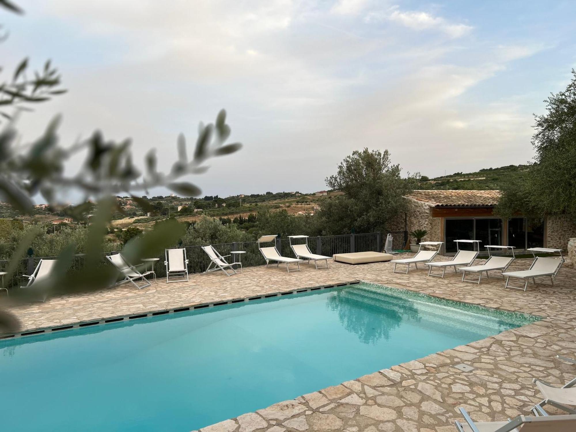 Roba Degli Ulivi Bed & Breakfast Agrigento Luaran gambar