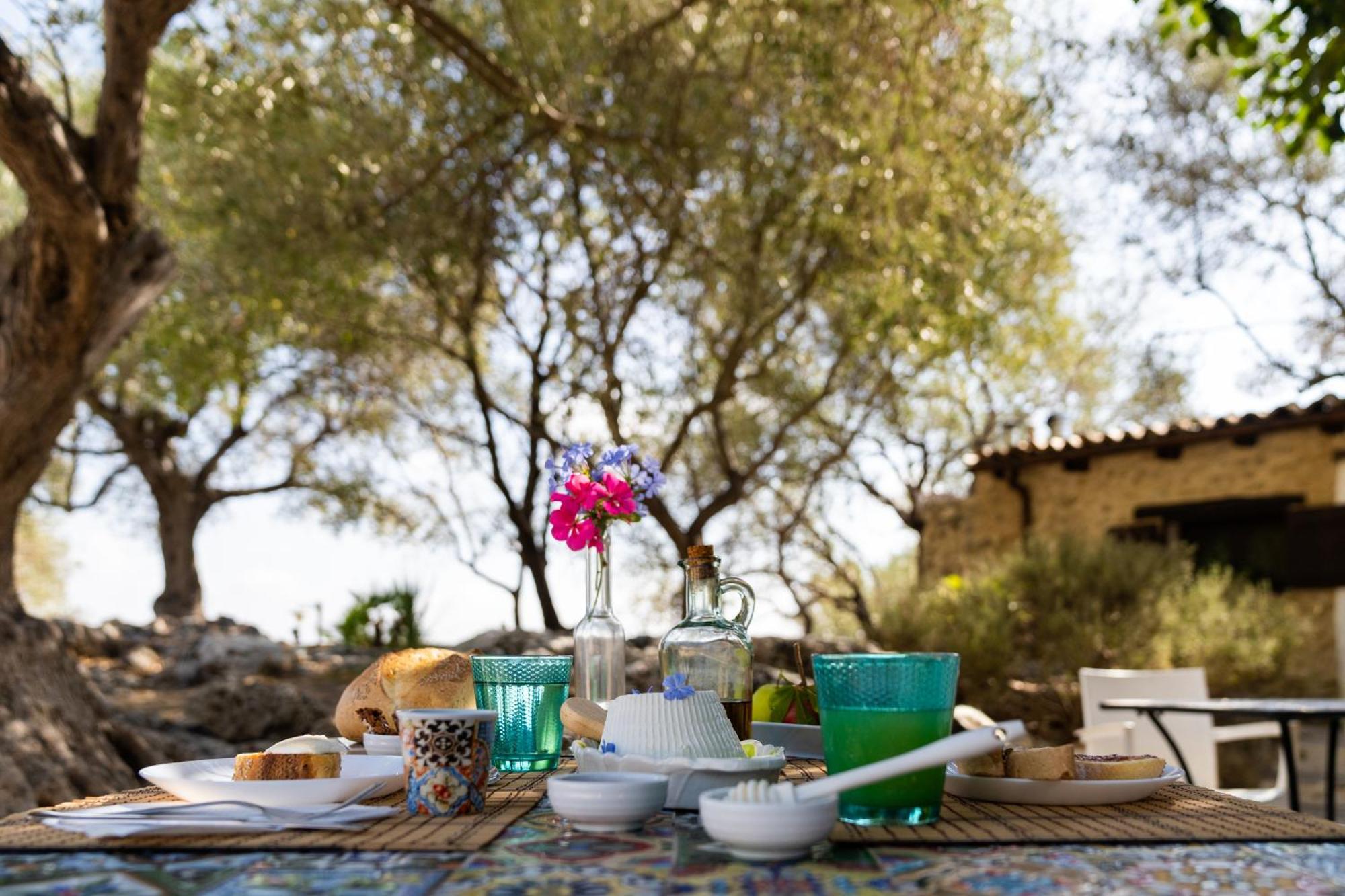 Roba Degli Ulivi Bed & Breakfast Agrigento Luaran gambar