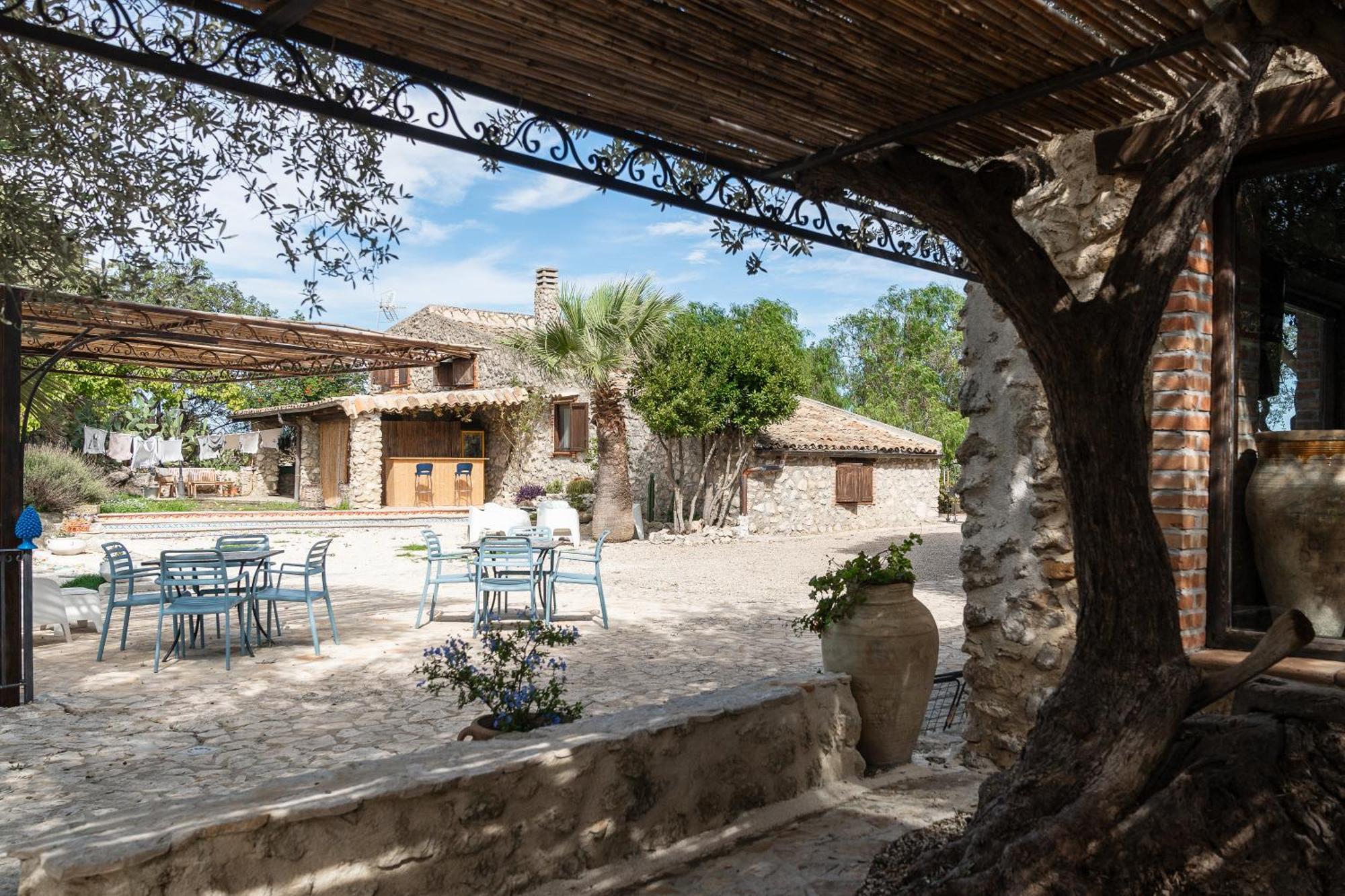 Roba Degli Ulivi Bed & Breakfast Agrigento Luaran gambar