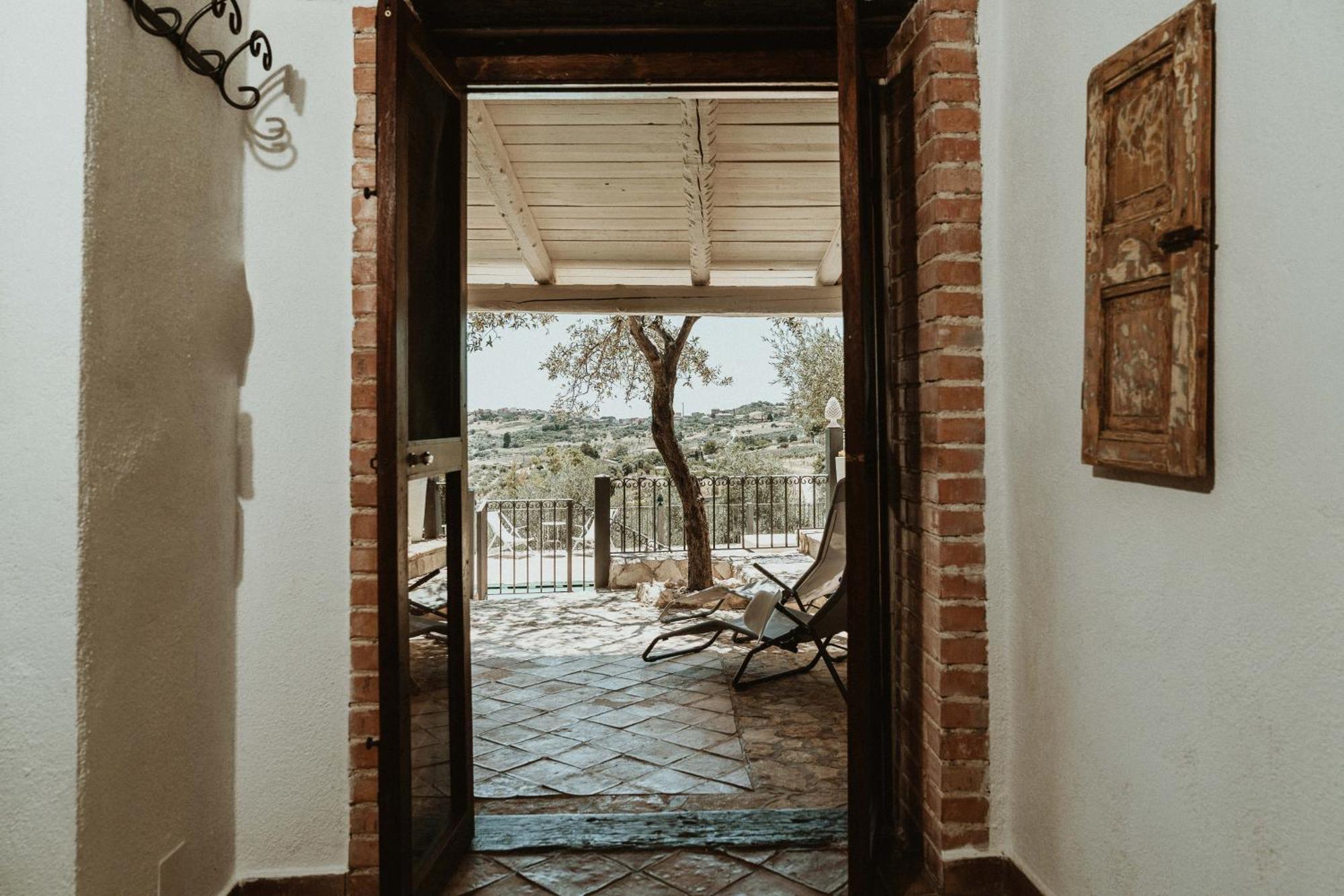 Roba Degli Ulivi Bed & Breakfast Agrigento Luaran gambar